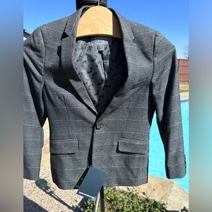 Appaman Slim Tailored Charcoal Boys Suit size 8. Color Charcoal